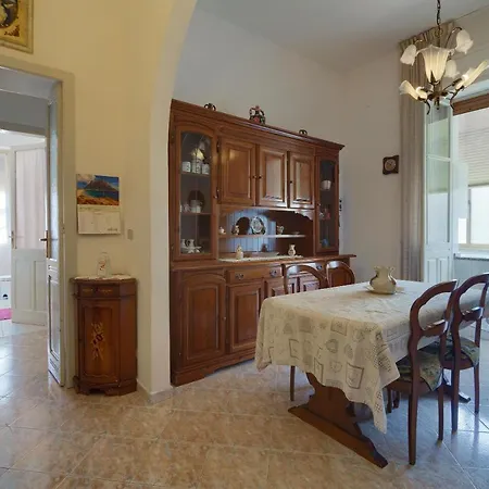 Casa Calamosca קליארי